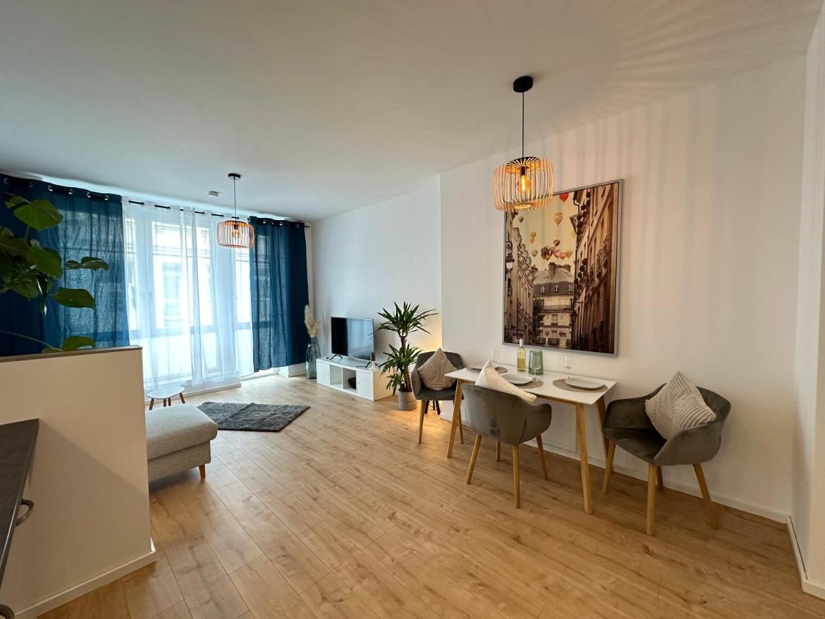 Modern, Stylisch Und Zentral! Apartman Meuselwitz Kültér fotó