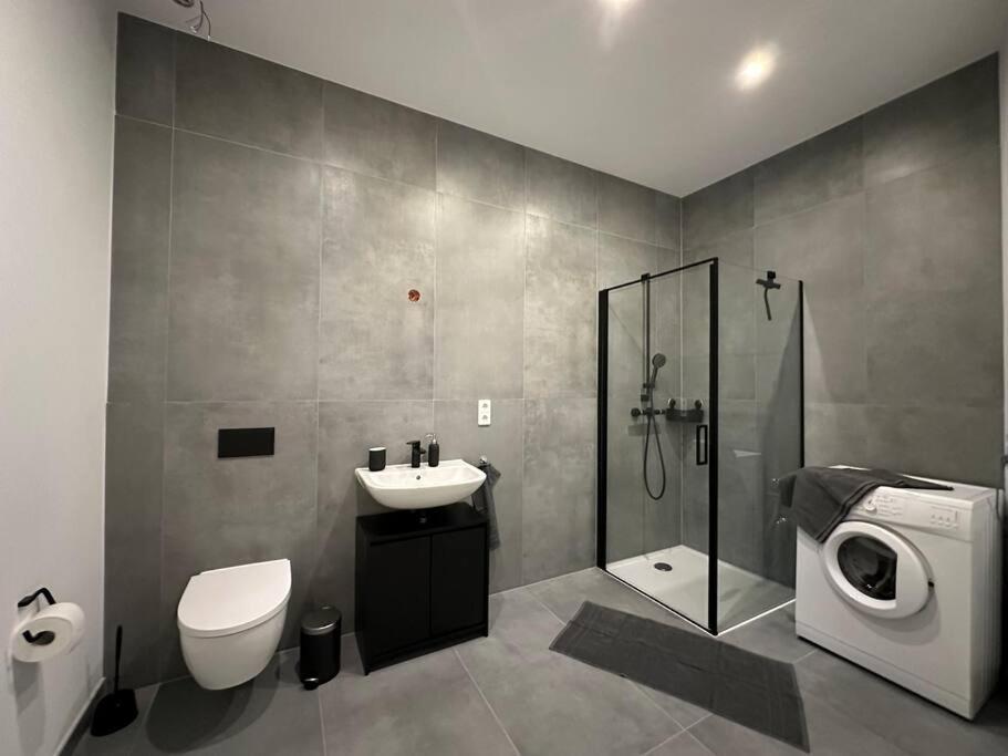 Modern, Stylisch Und Zentral! Apartman Meuselwitz Kültér fotó